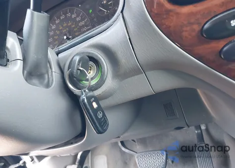 2006 Toyota Sequoia Limited V8 из США, поврежденный, VIN 5TDBT48A16S270669